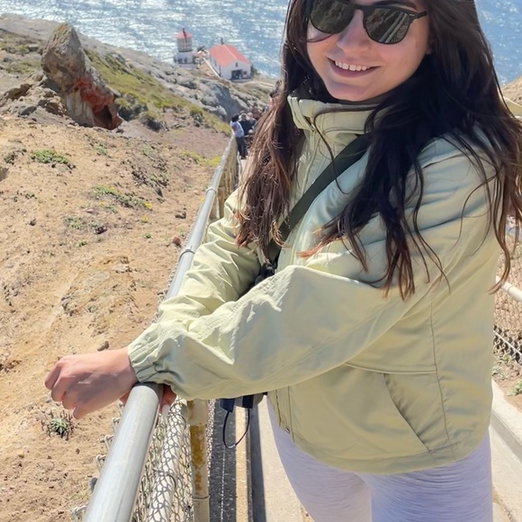 Lululemon Always Effortless Jacket Dew Green - Picture 2 of 5